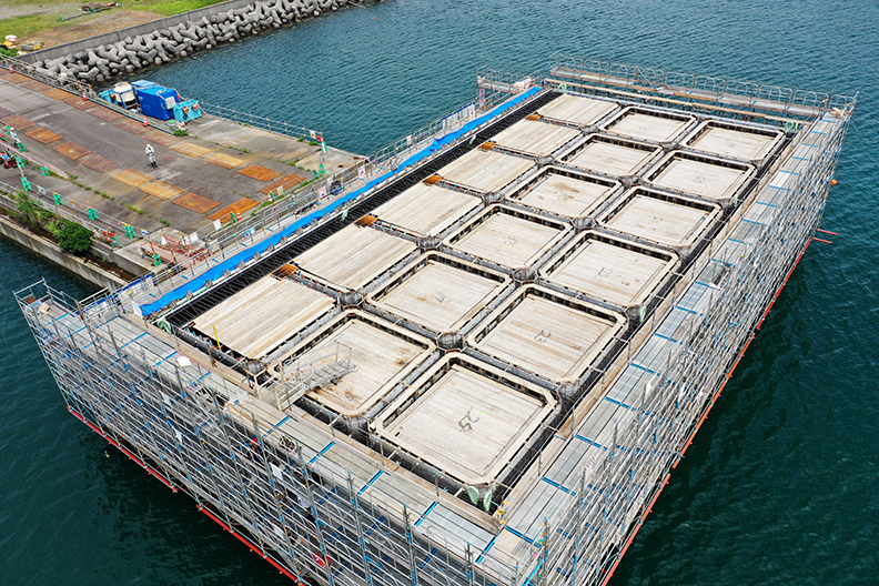 F6港 sfc050003-1.jpg